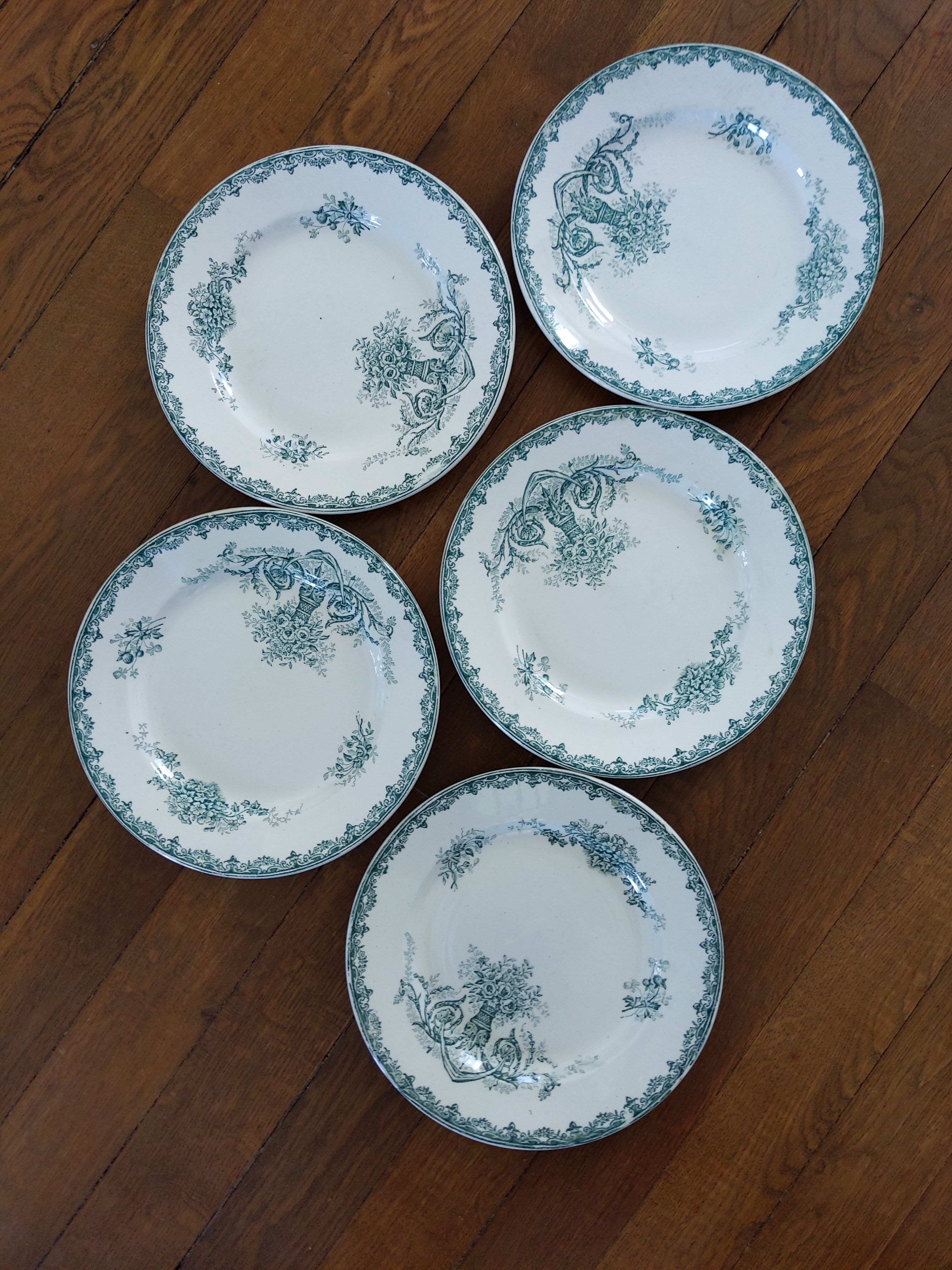 5 assiettes anciennes porcelaine terre de fer saint Amandinoise modèle chevreuse