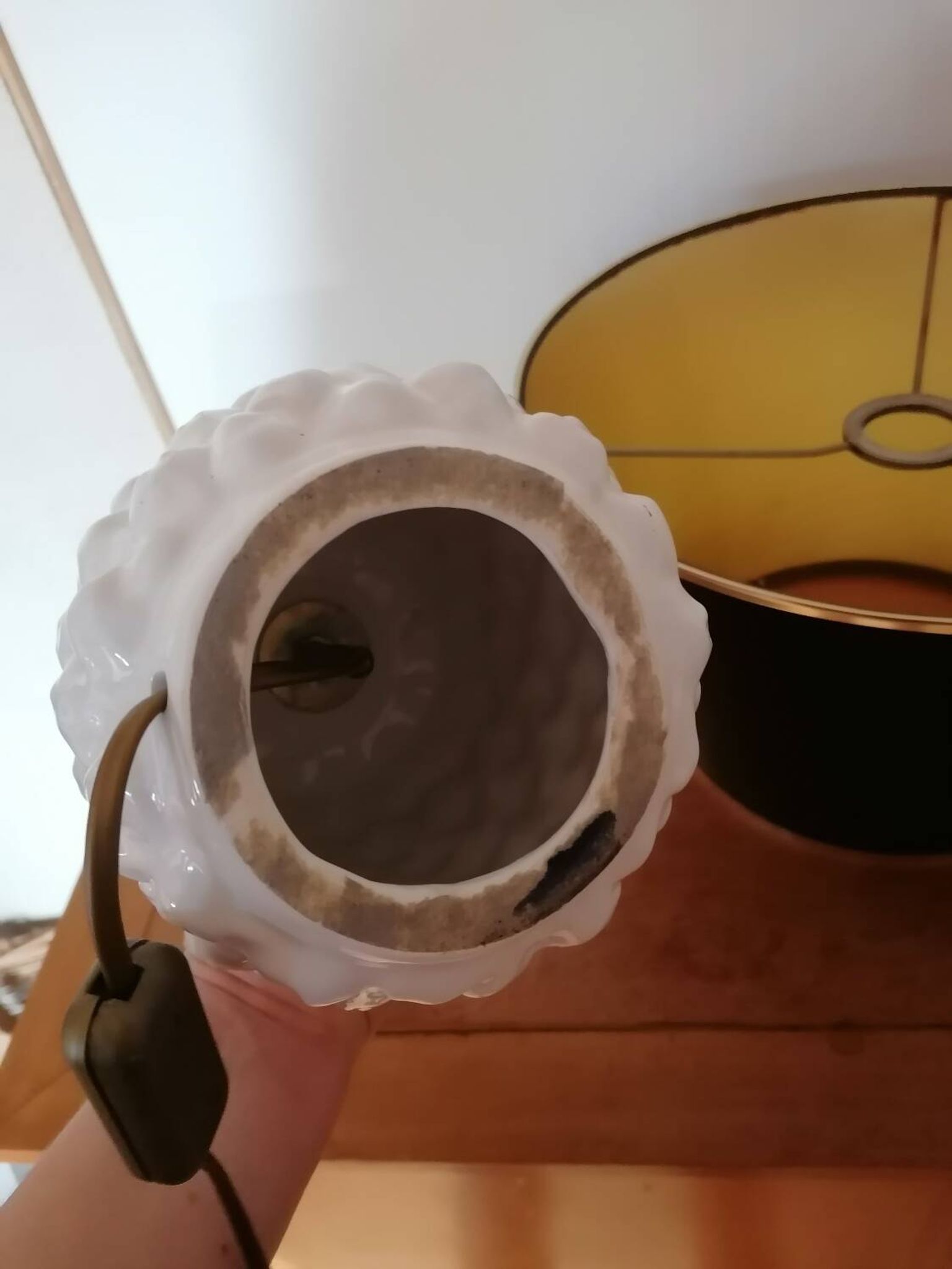 Lampe ananas vintage céramique blanche et doré