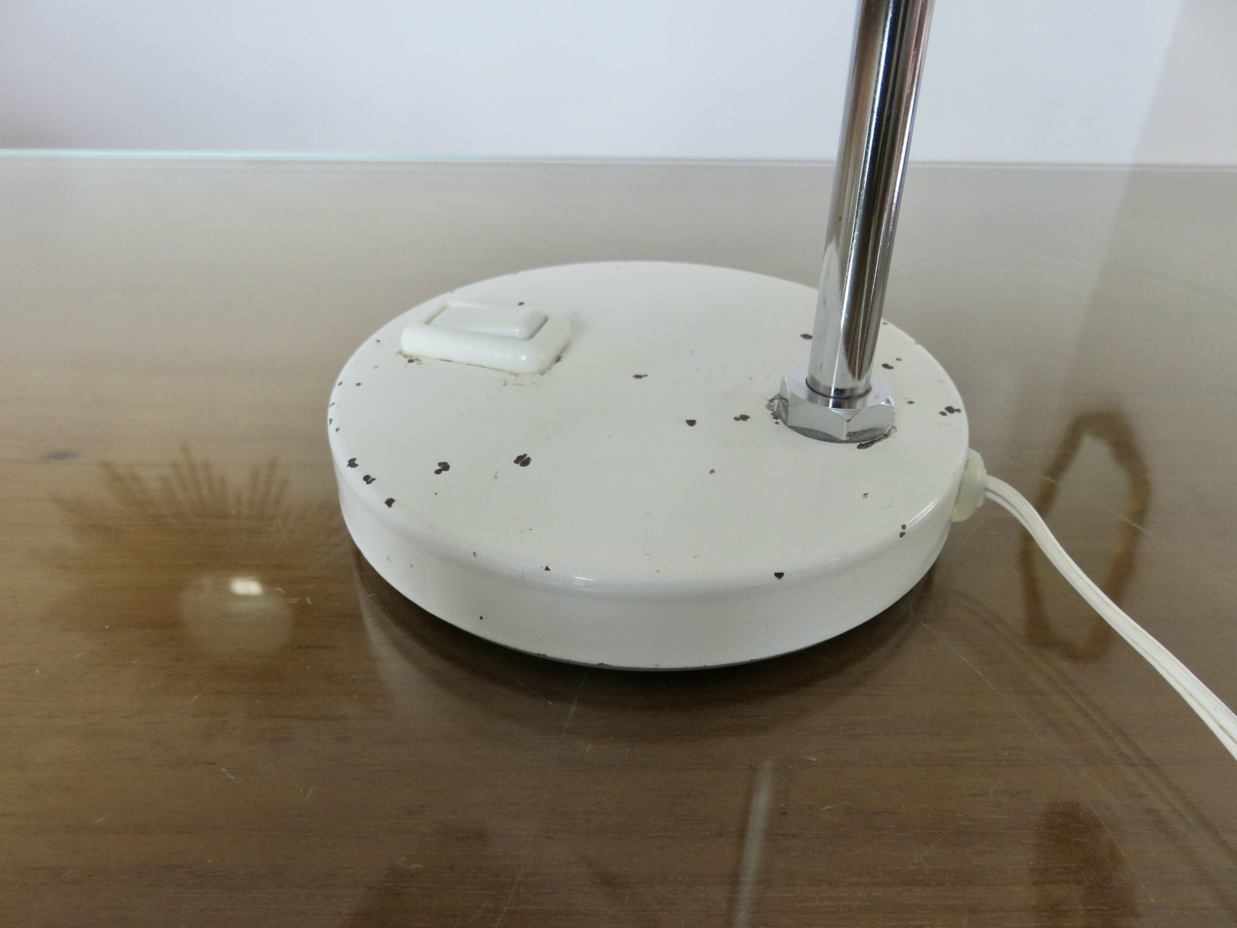 White eyeball lamp, 1970