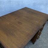 Administrative adult desk