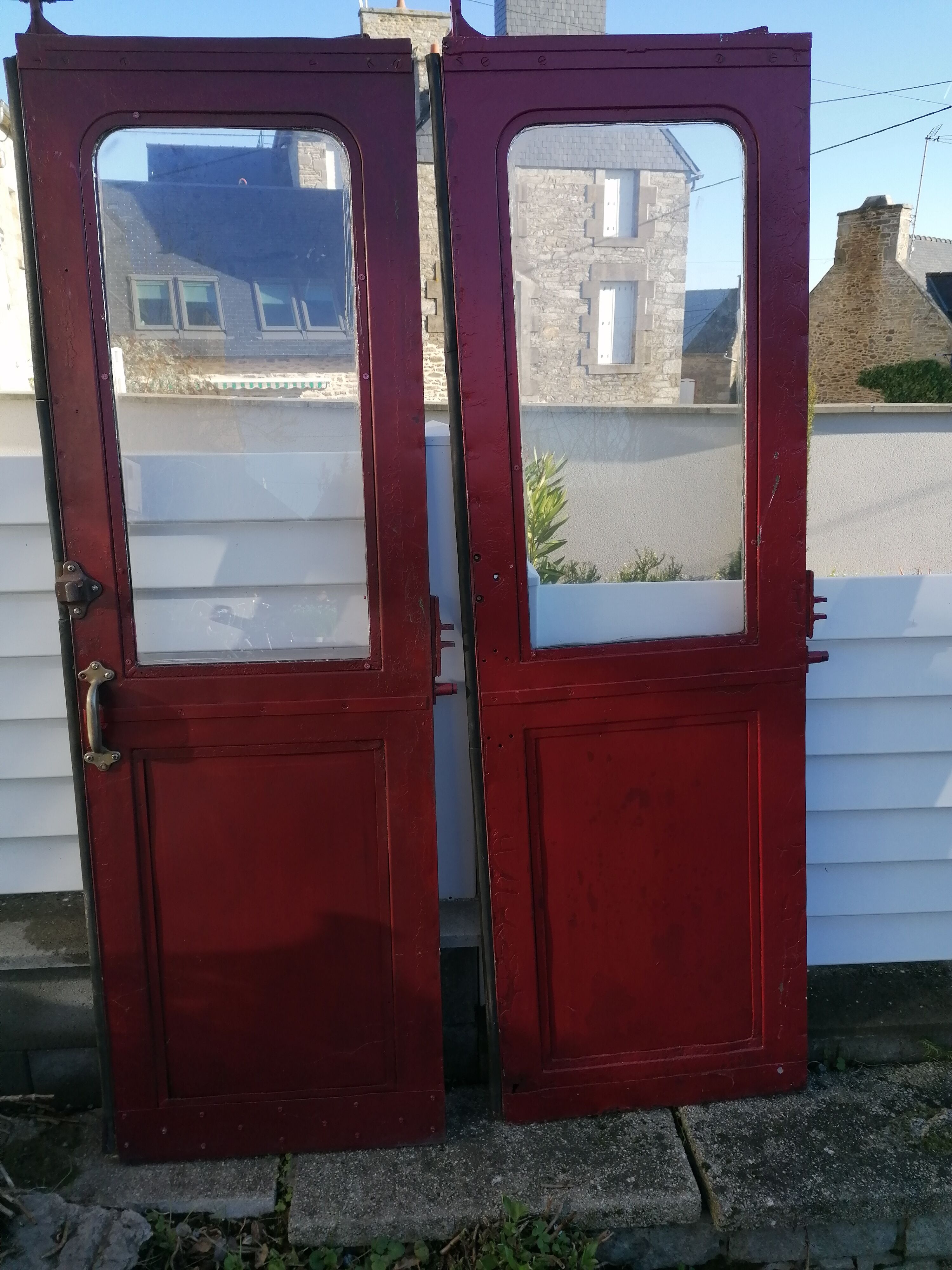 2 metro doors Sprague