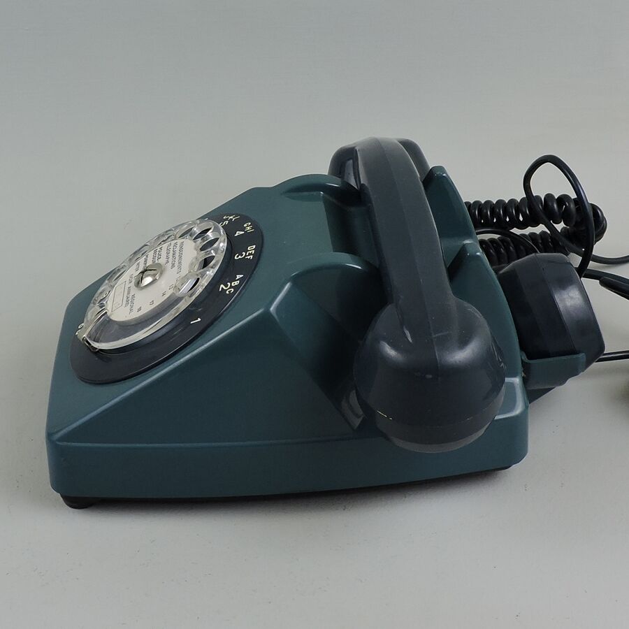 Telephone socotel to dial vintage Rotary s63 70s