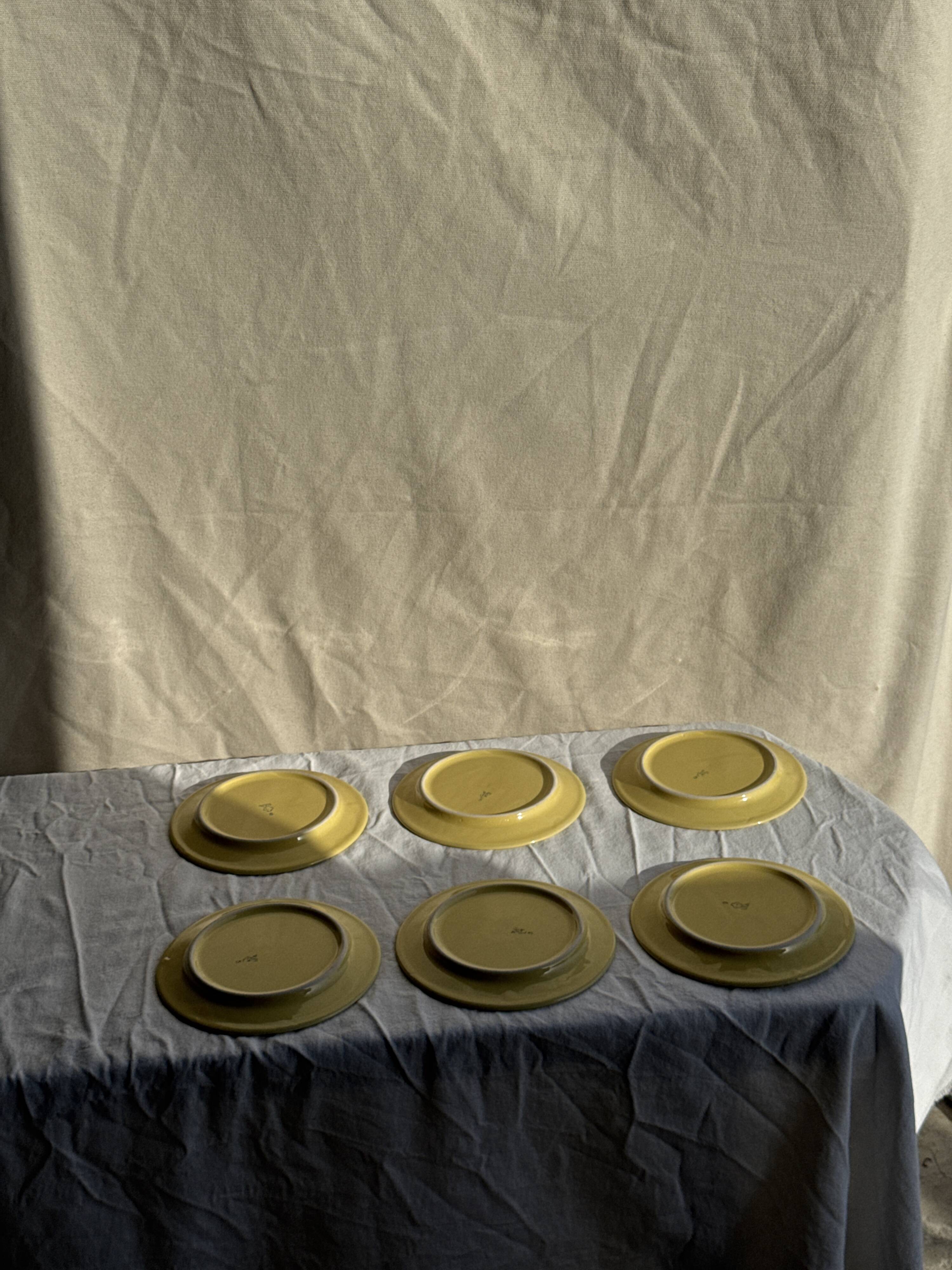 Set of 6 modern yellow dessert plates D19