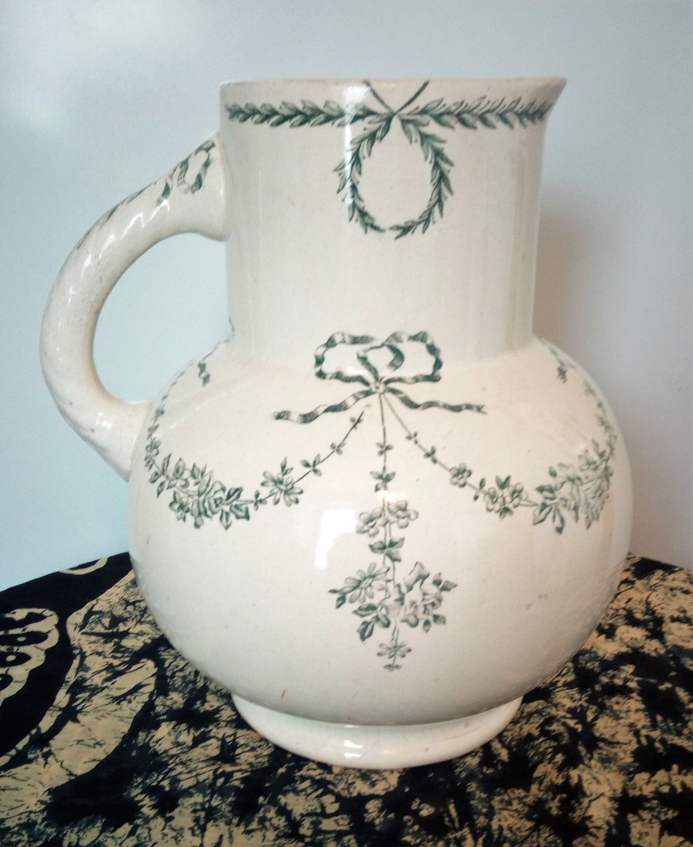 Broc de toilette Longchamp Rohan