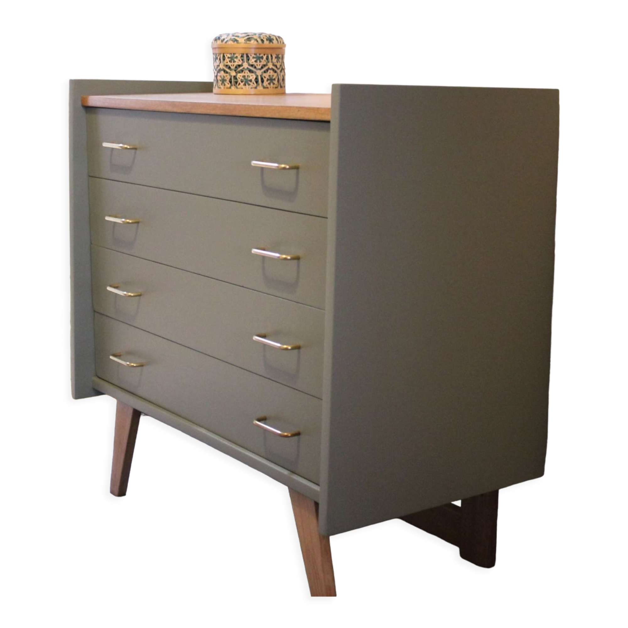 Vintage chest of drawers