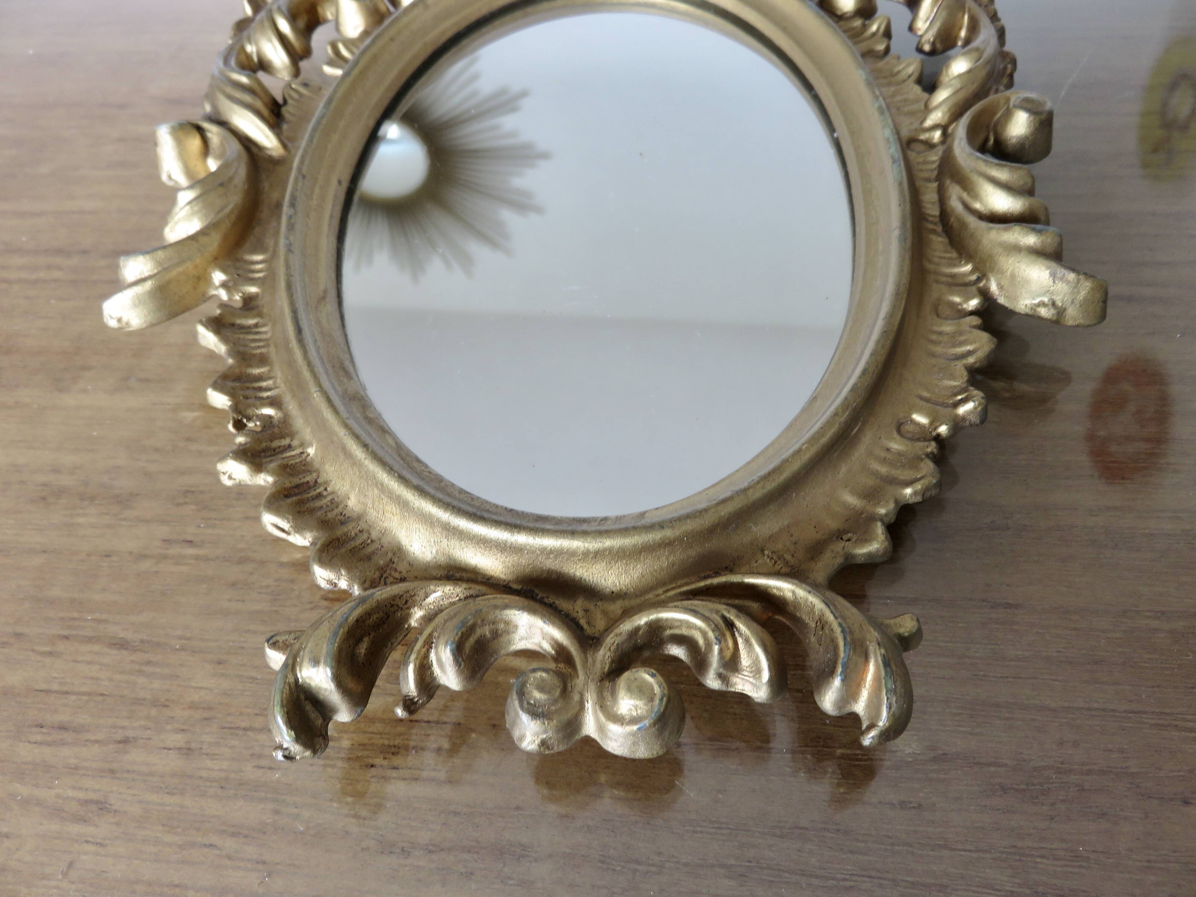 Small baroque mirror in gilded resin, made in Italy, 1970