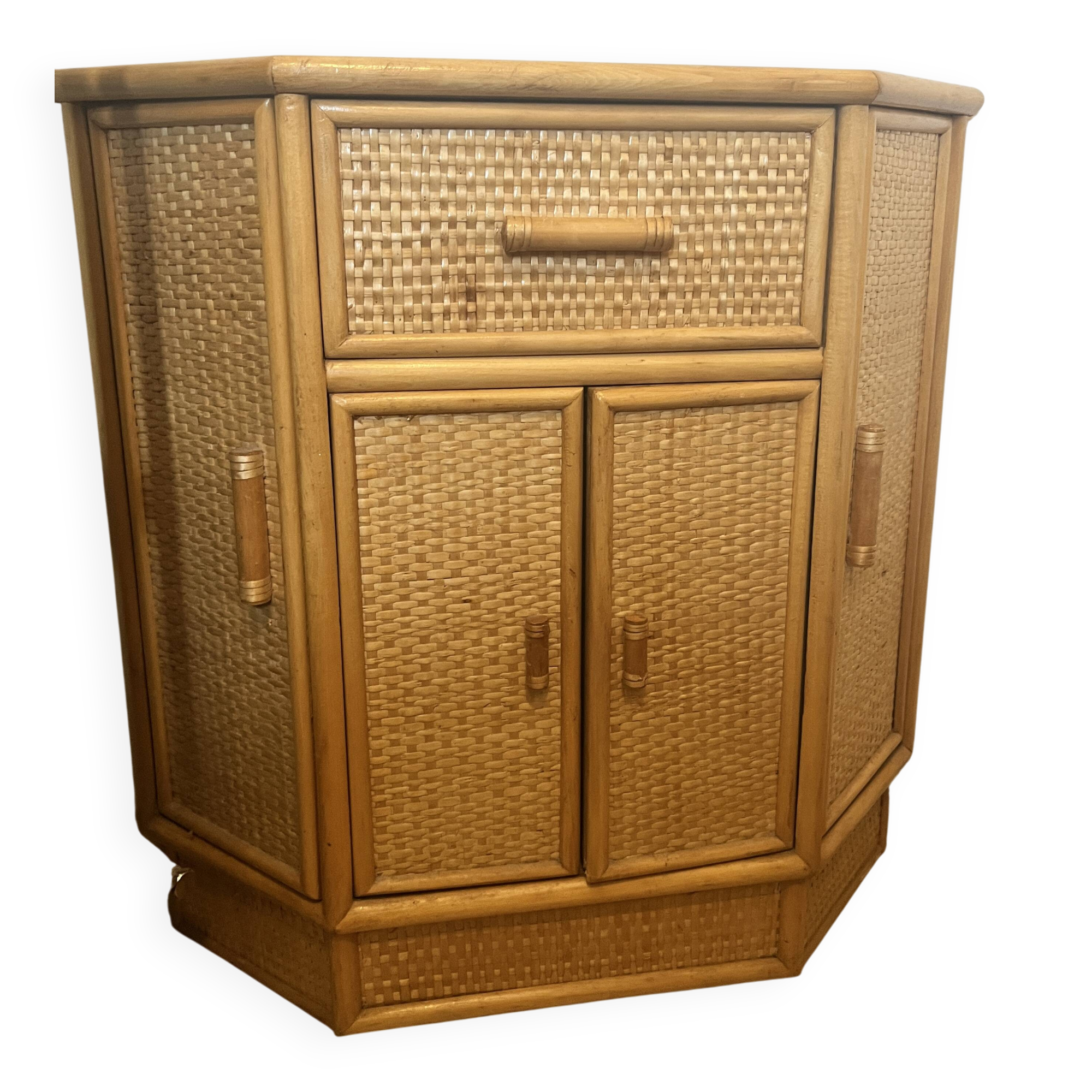 Corner rattan furniture