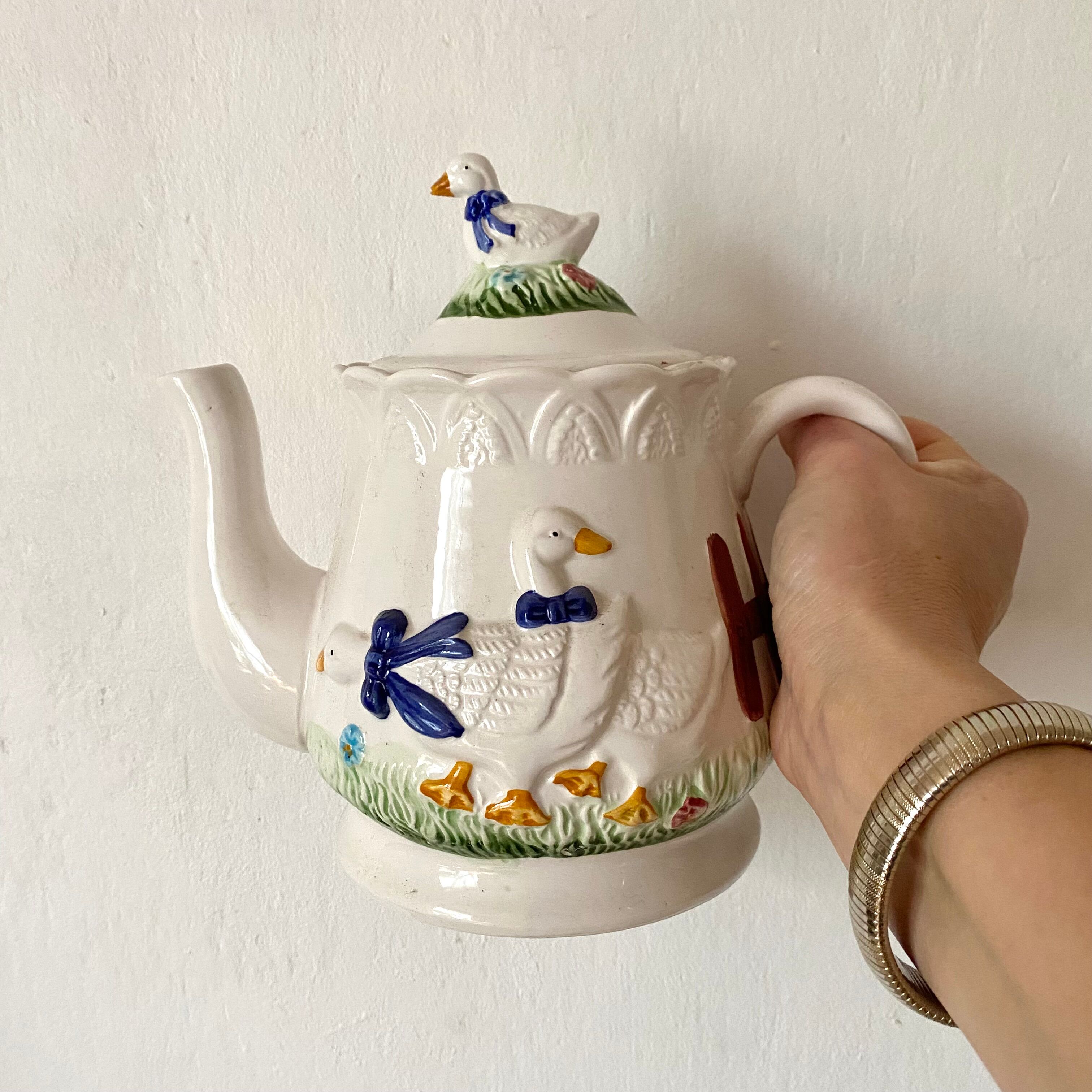 Slurry tea set geese 80s