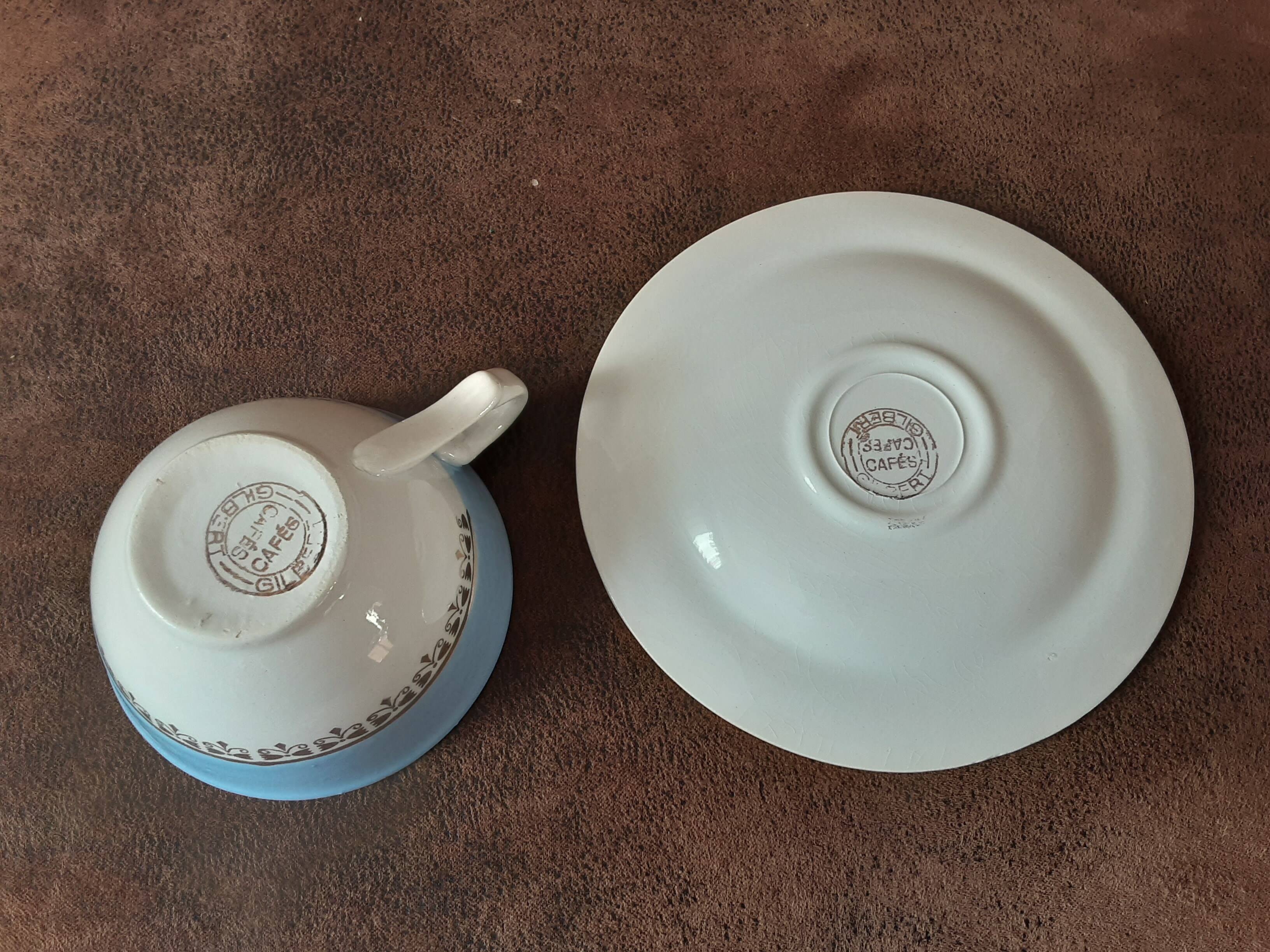 Coffee set at Café Gilbert