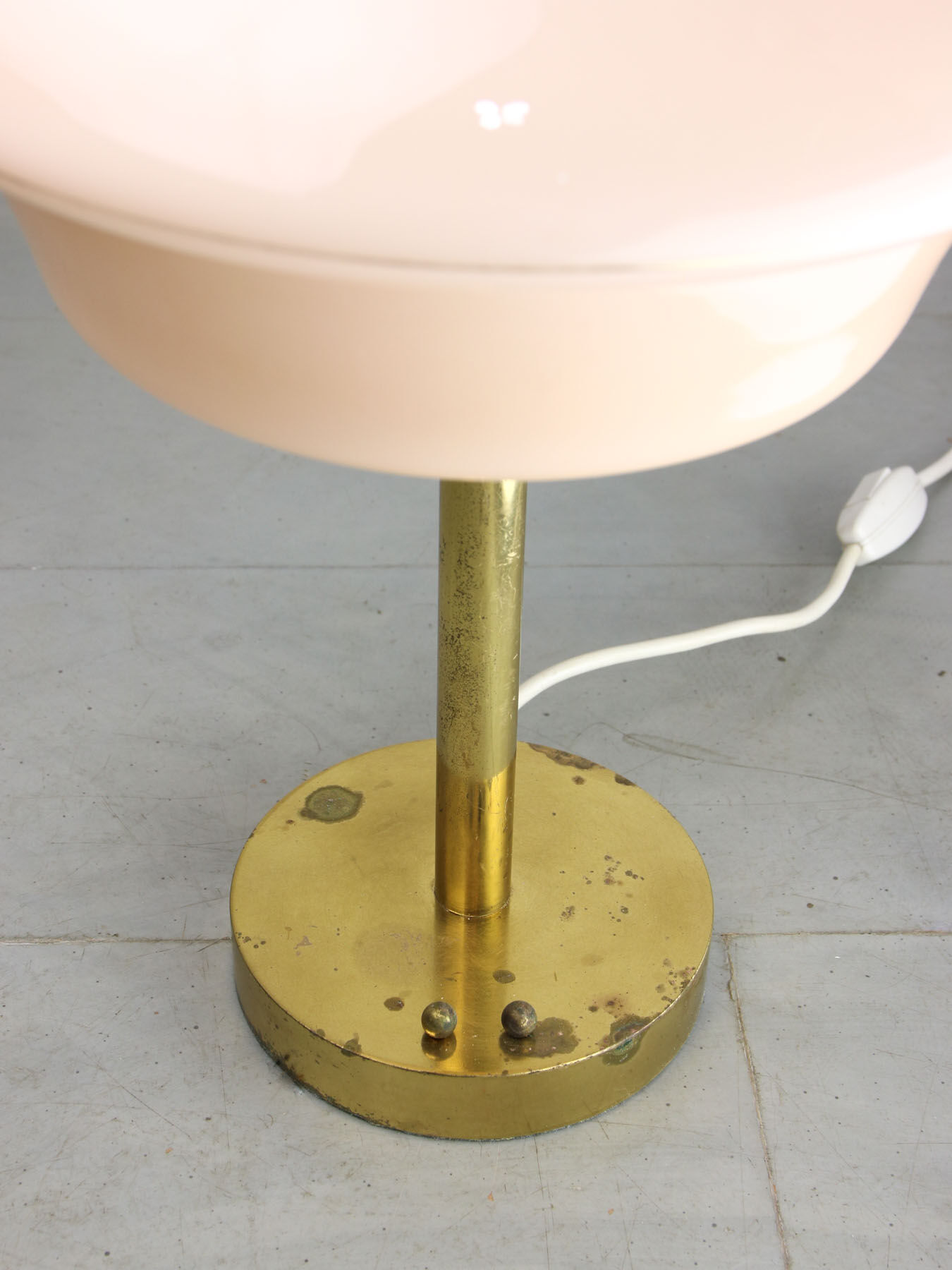 Mid-century brass & glass table lamp
