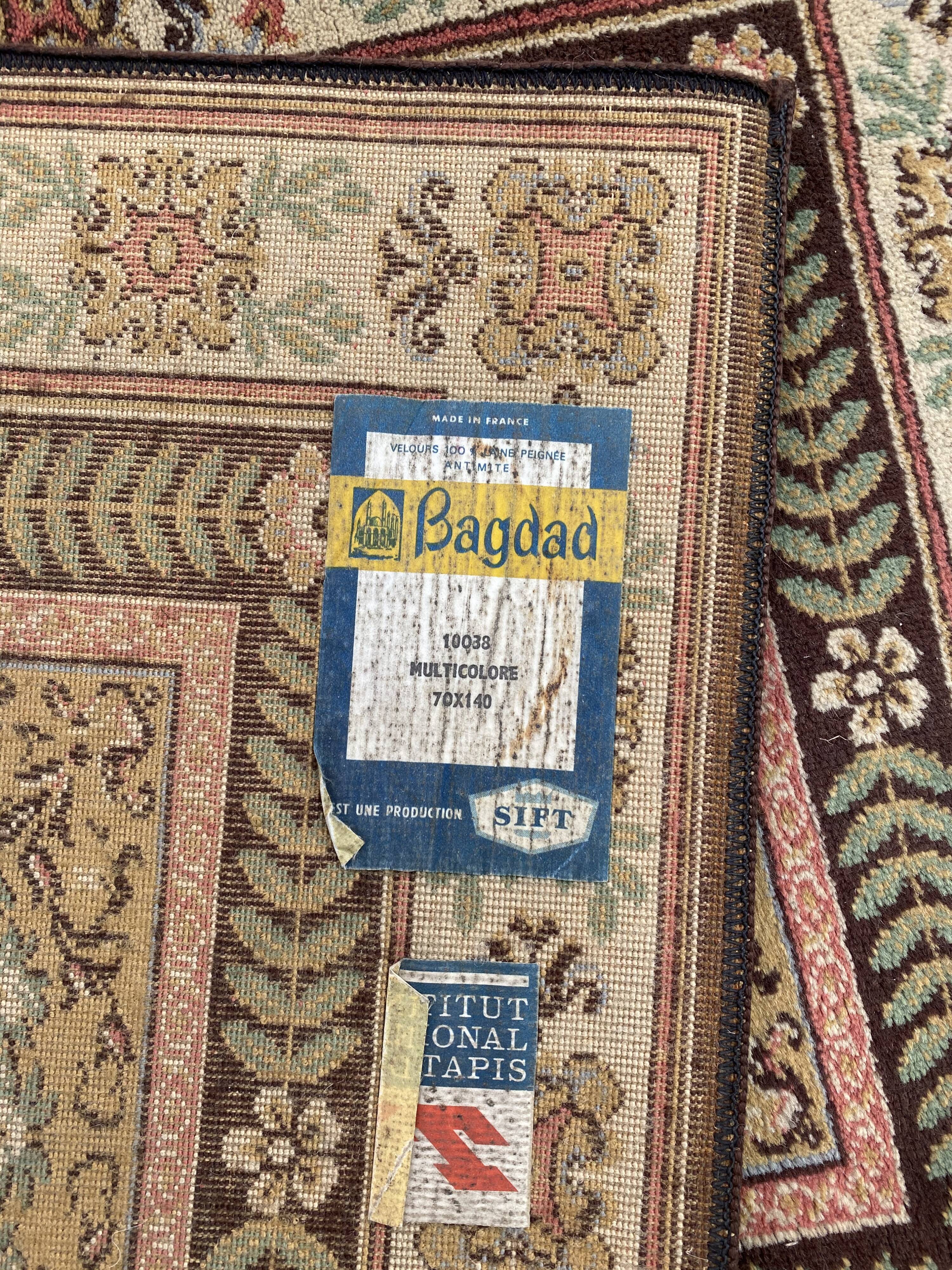 Soapy or aubusson style carpet 70x140 cm