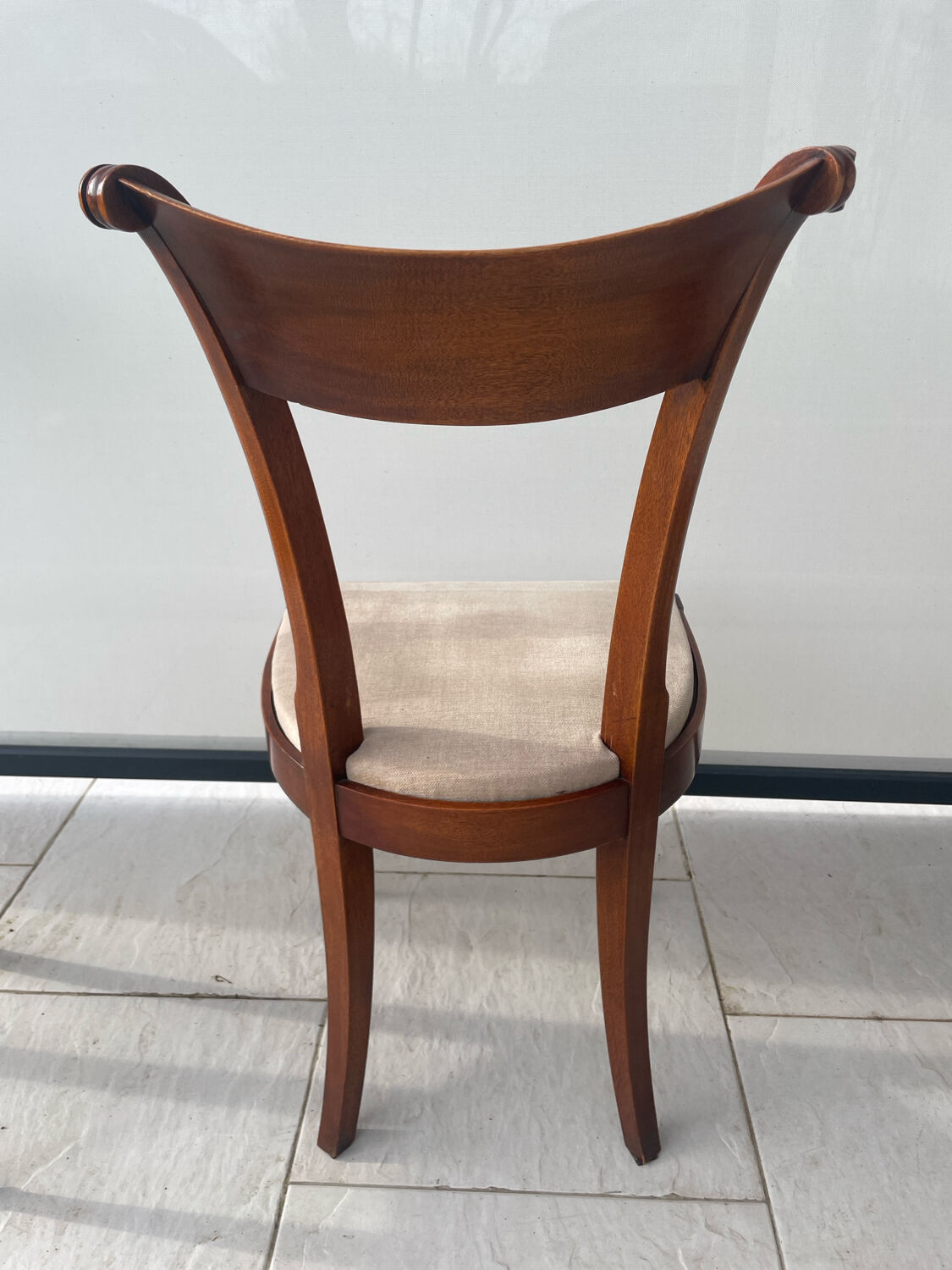 4 chaises Style Directoire en bois massif - Assise tissu crème