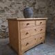 Commode ancienne rustique en pin, 4 tiroirs, vers 1880–1920