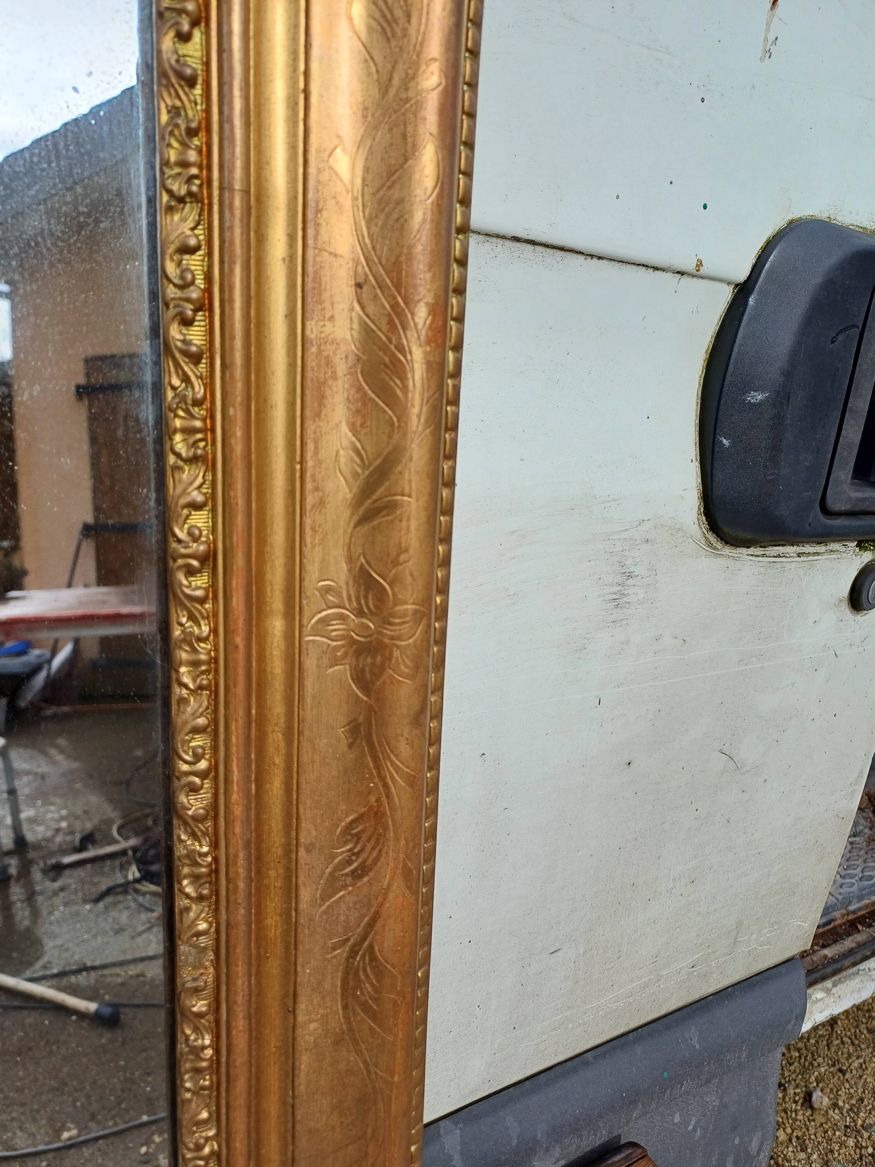 Wood mirror and golden Stuk