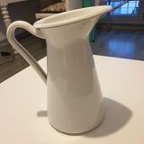 Enamelled sheet metal pitcher