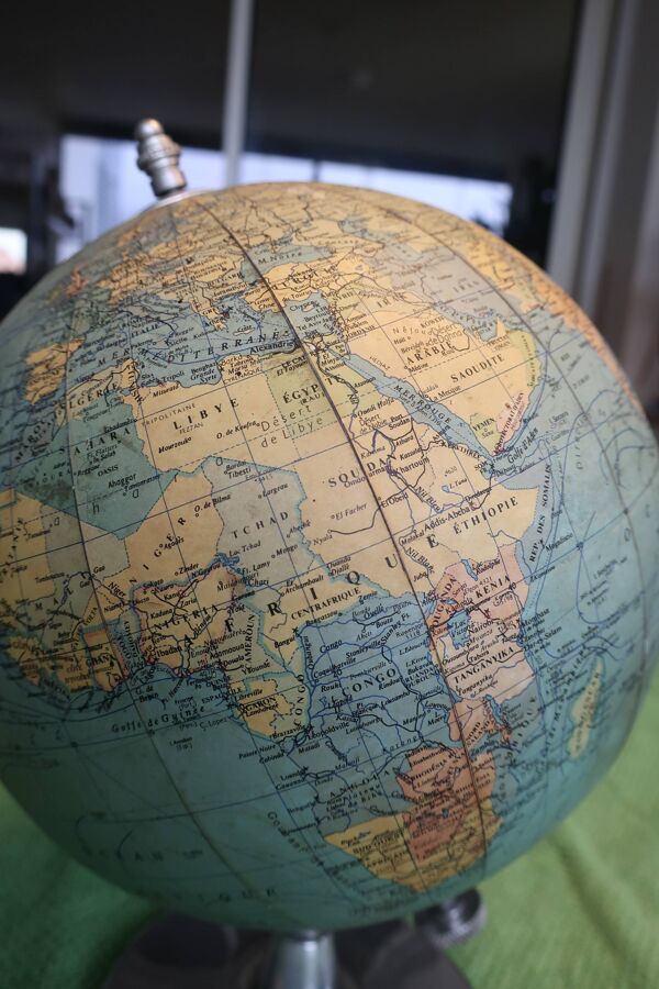 Globe terrestre taride 1962 socle alu