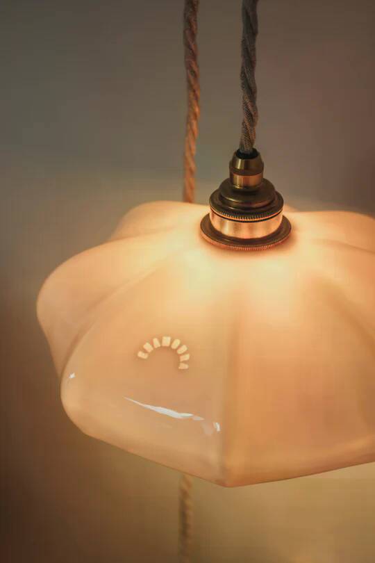 MARIA - Enameled Porcelain - Portable Lamp