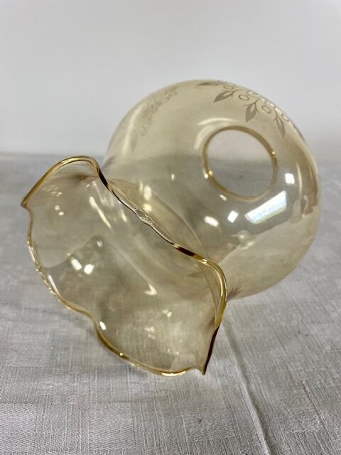 Decorated flamed glass lampshade