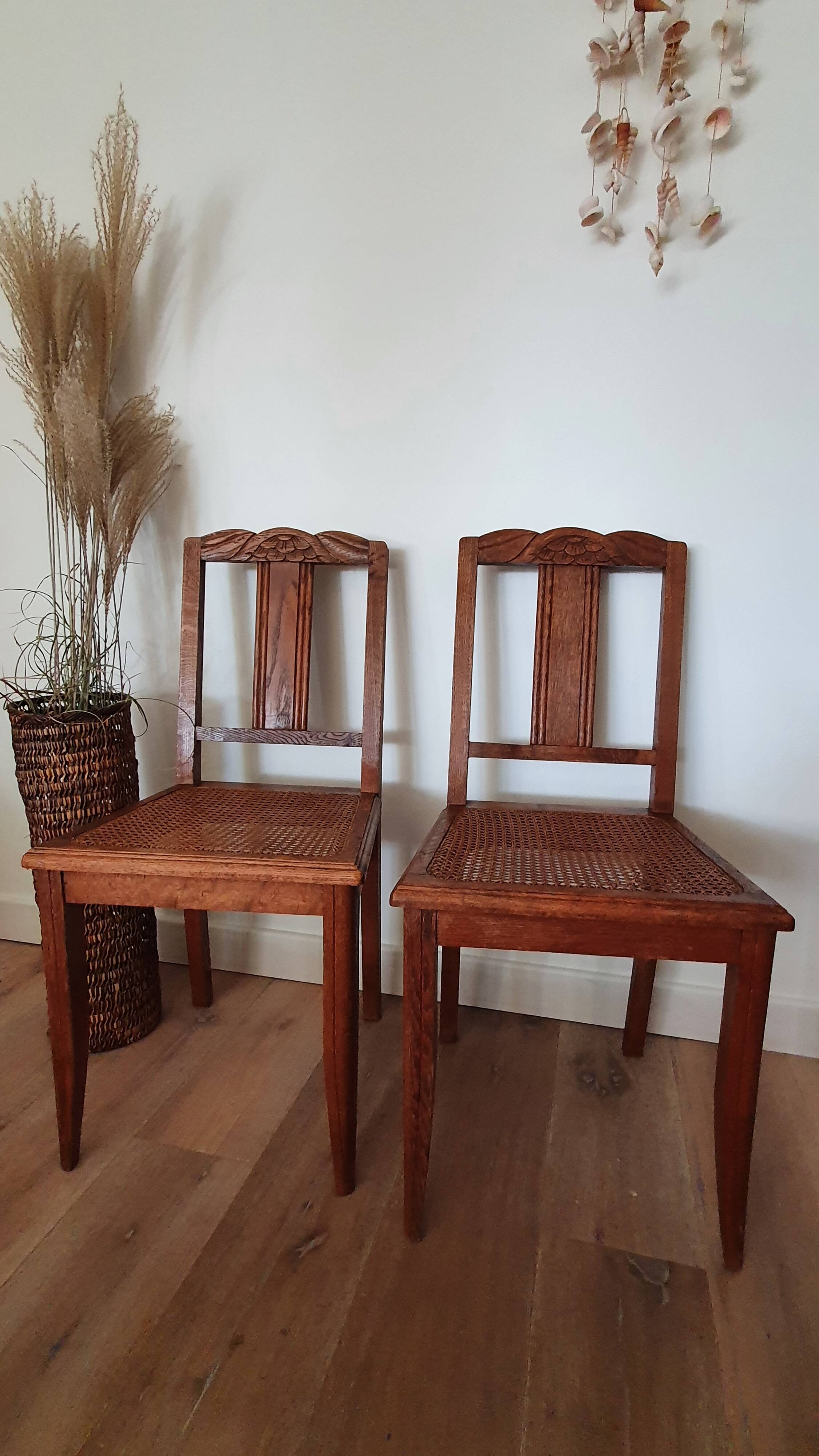 Pair of wooden chairs and Art Deco canning