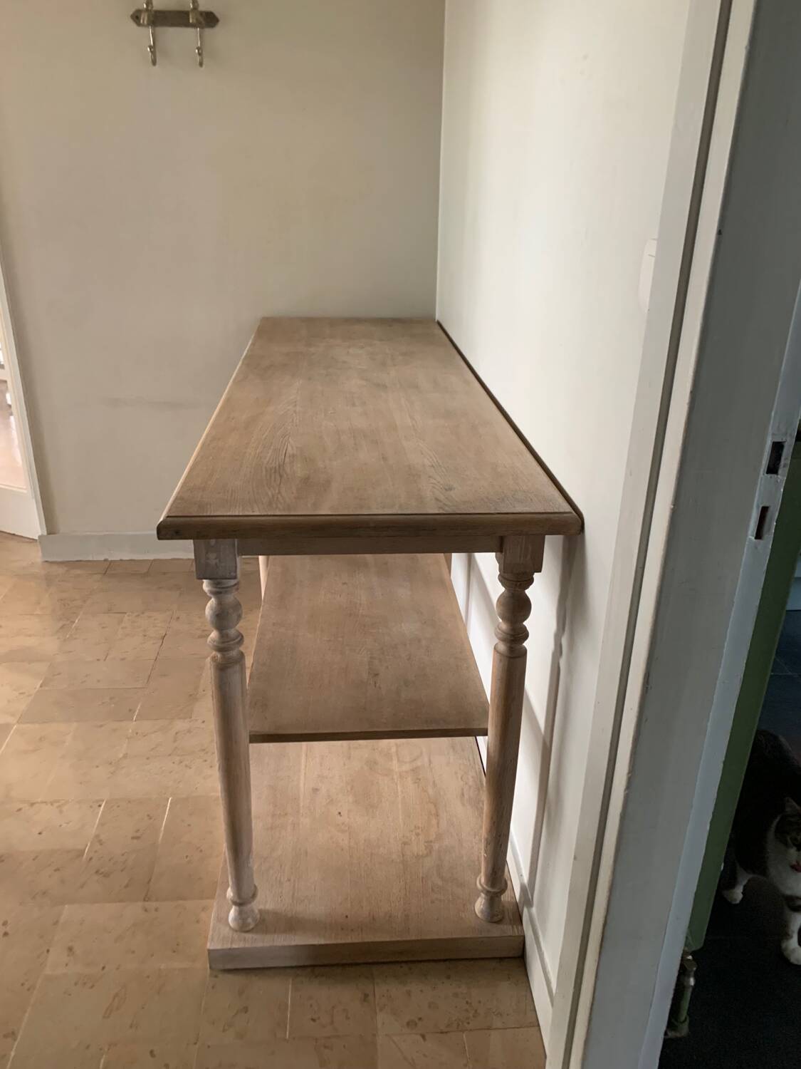 Interiors draper table