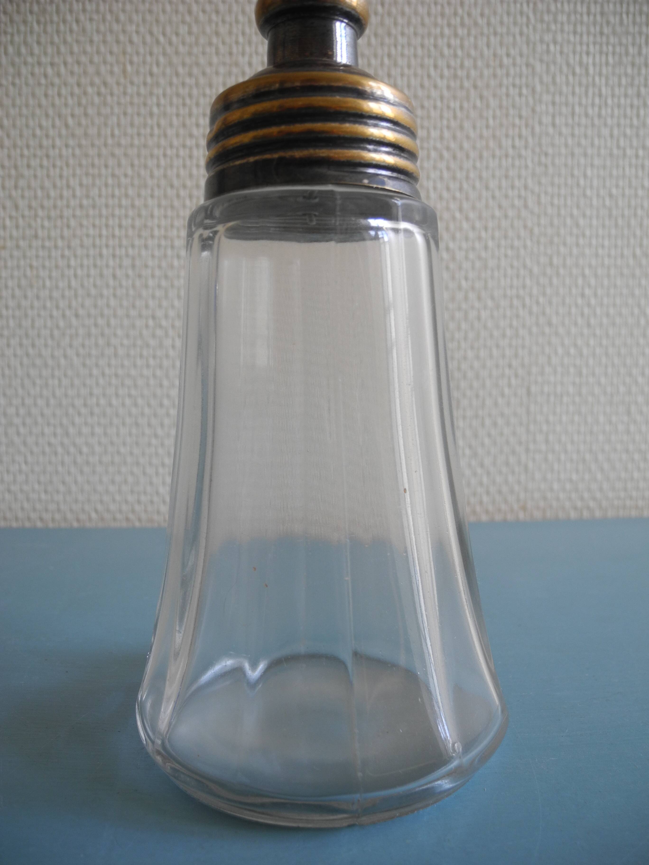 old French sugar shaker La Parfaite SGDG