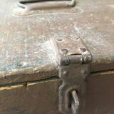 Ancienne malle en bois