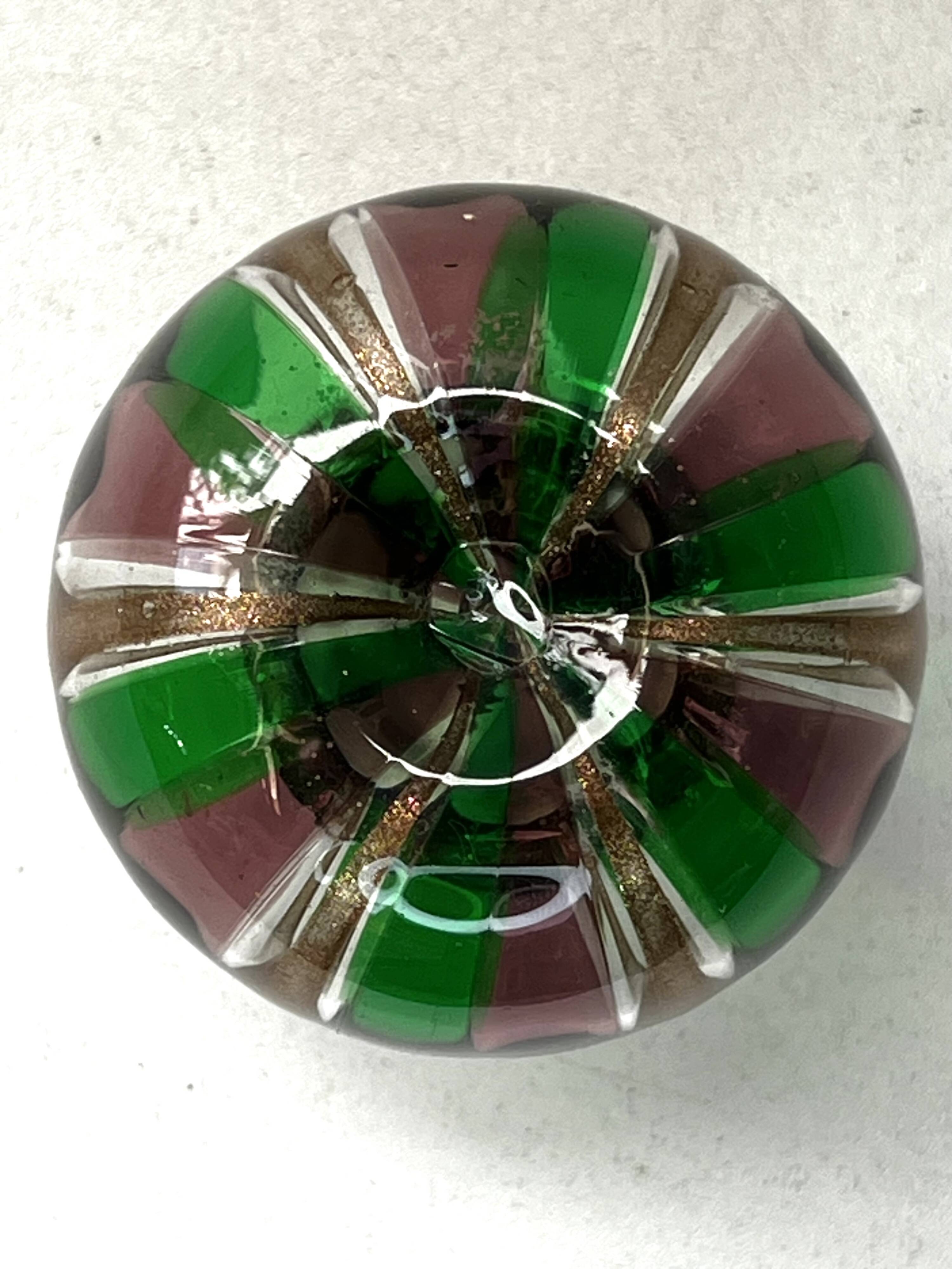 Small contemporary glass vase, 20th century design, murano, italy