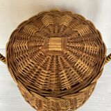 Vintage basket with lid