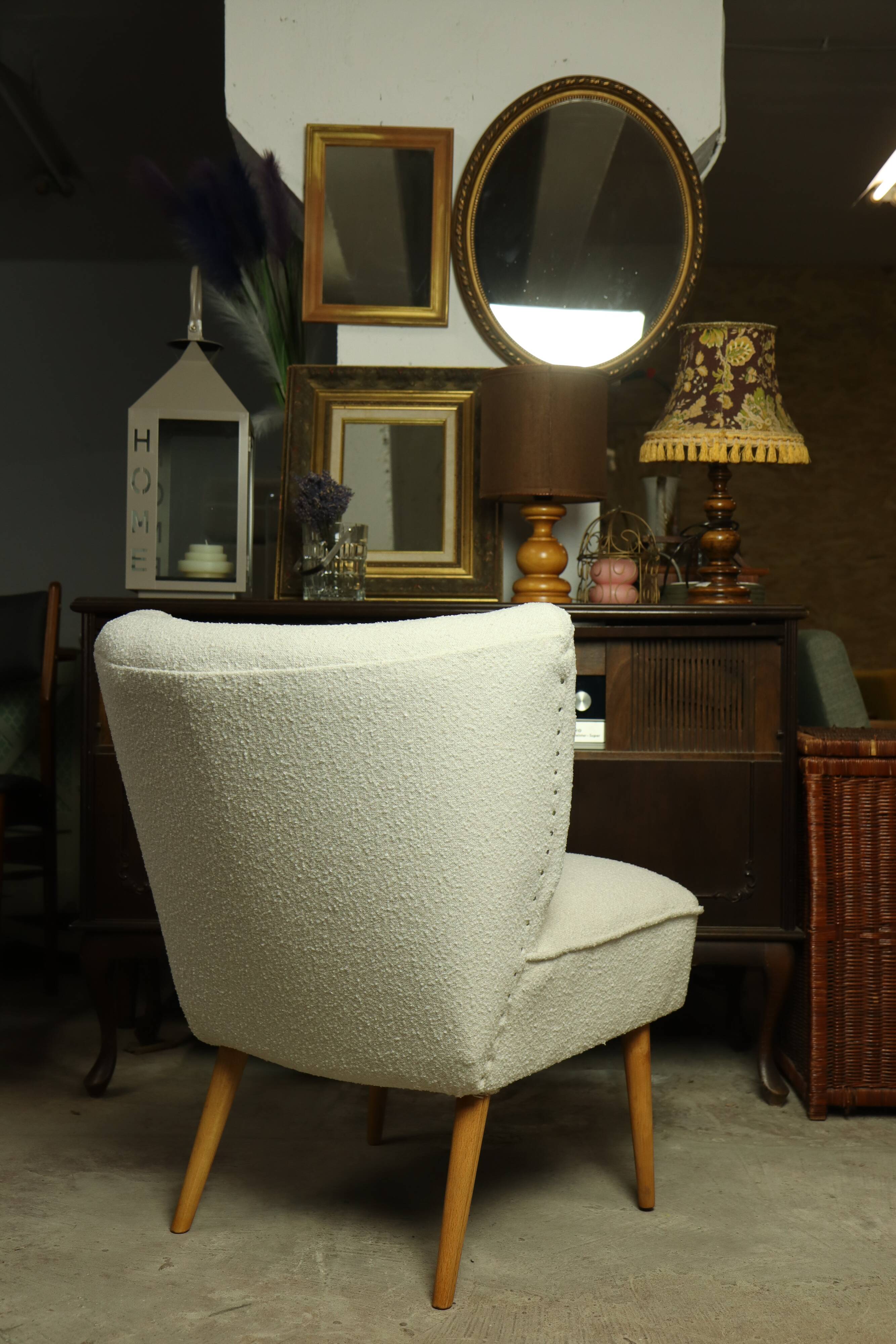 Fauteuil club vintage expo '58 tapisserie boucle blanche entièrement rénovée salon style art déco
