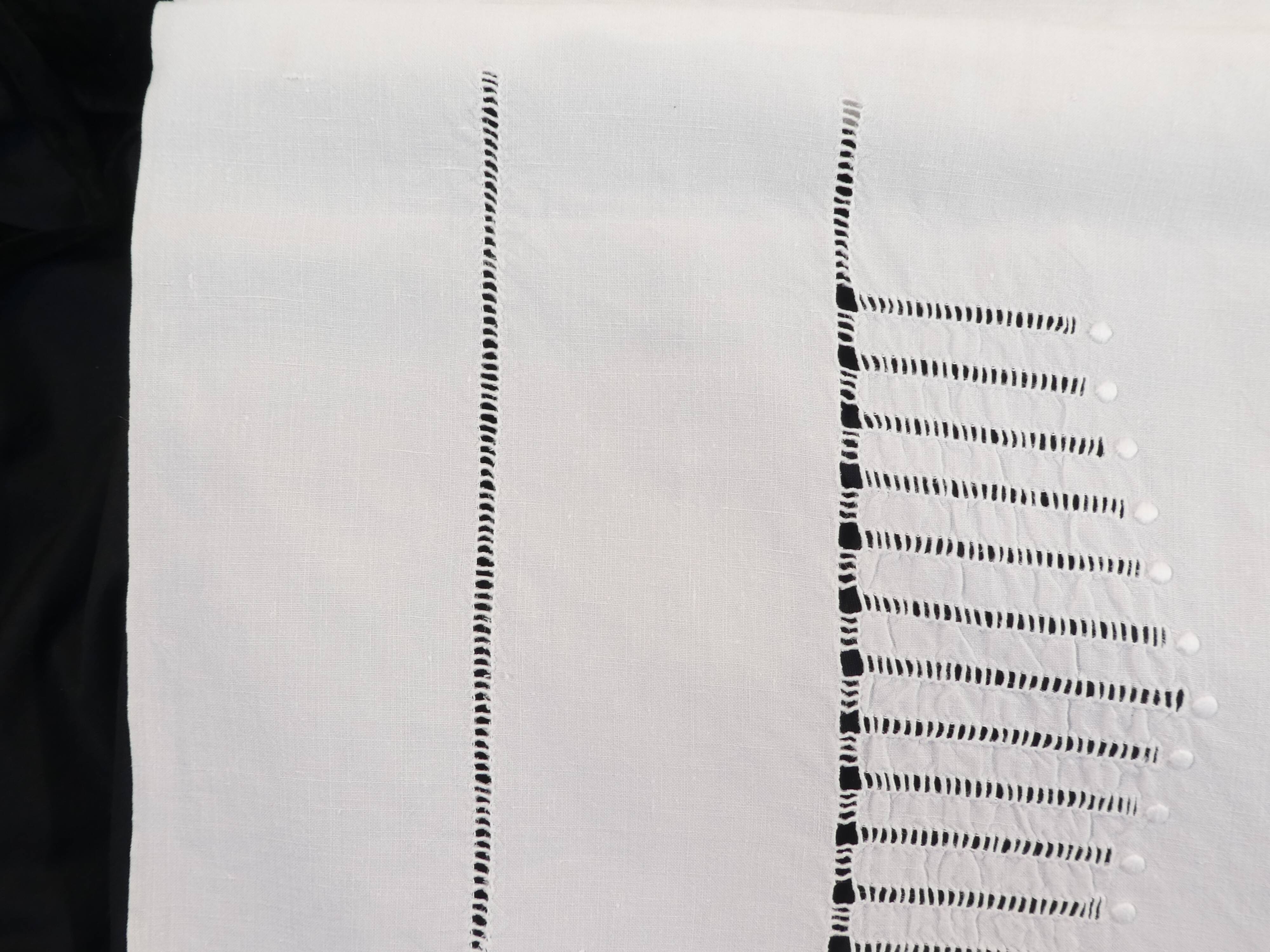 Old linen sheet 225 x 320