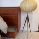 Lampadaire vintage tripode teck et abat-jour cocoon