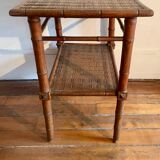 Table d’appoint en bois simulant le bambou d’époque colonial