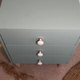 Vintage chest of drawers