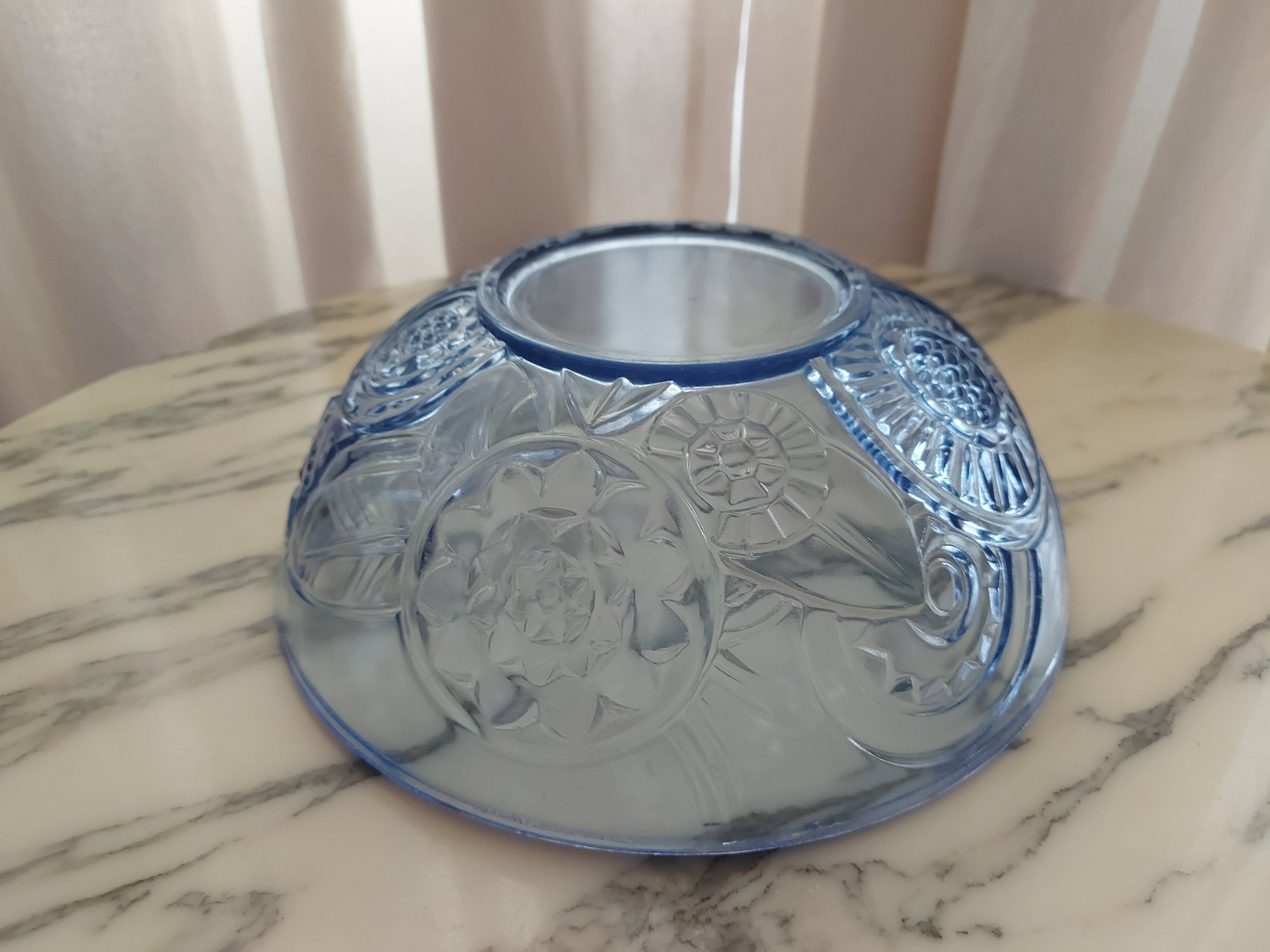 Plat en verre art déco