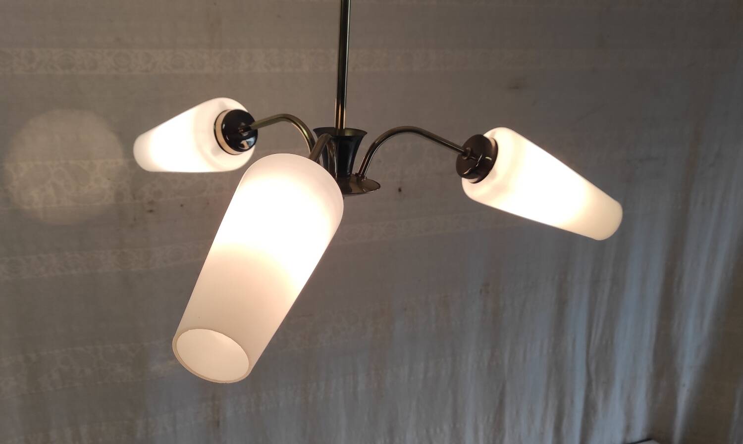Brass chandelier with three lights and opaline tulips - 1950s/60s