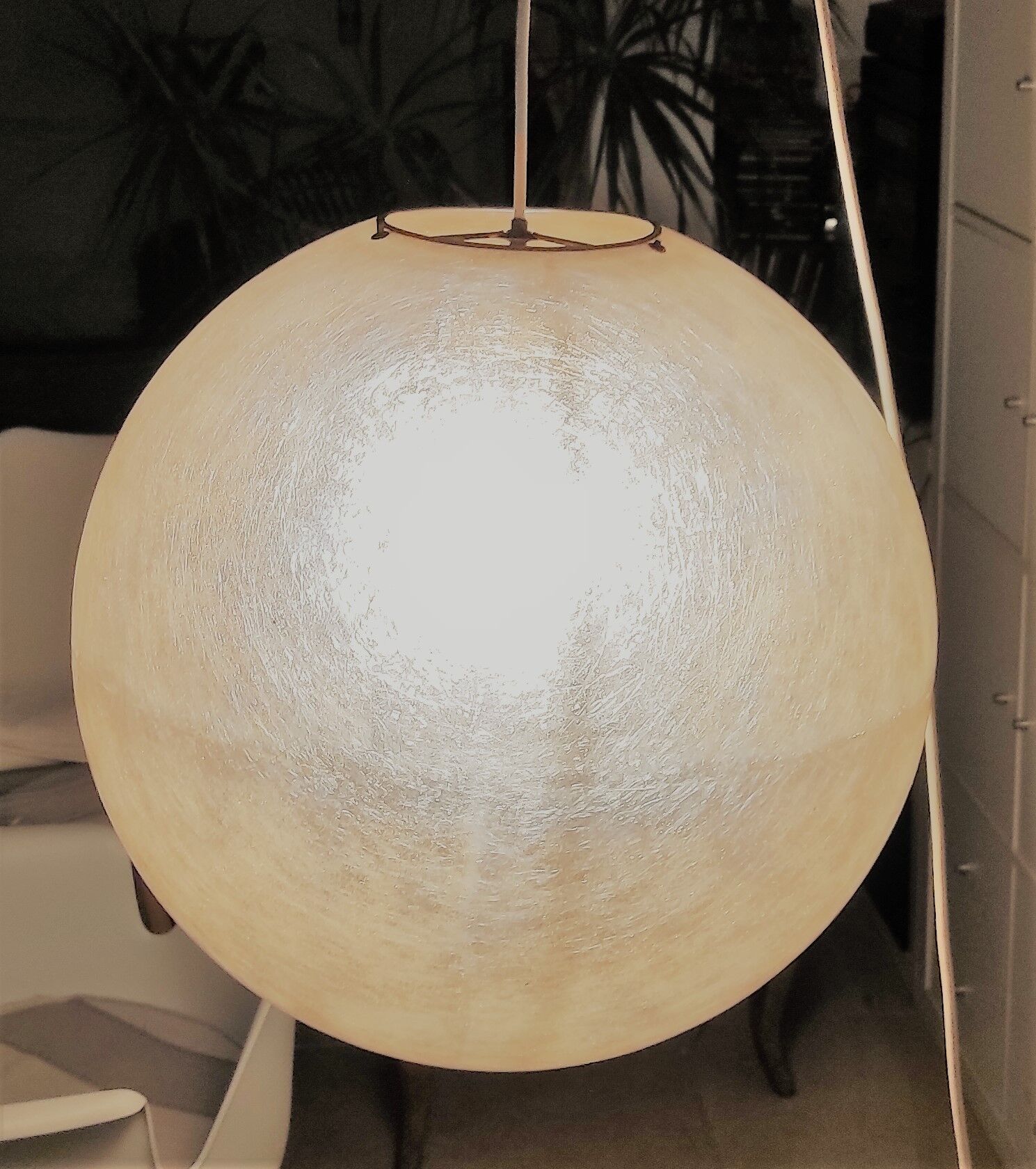 Suspension ronde orange diamètre 50cm datant des années 70 vintage