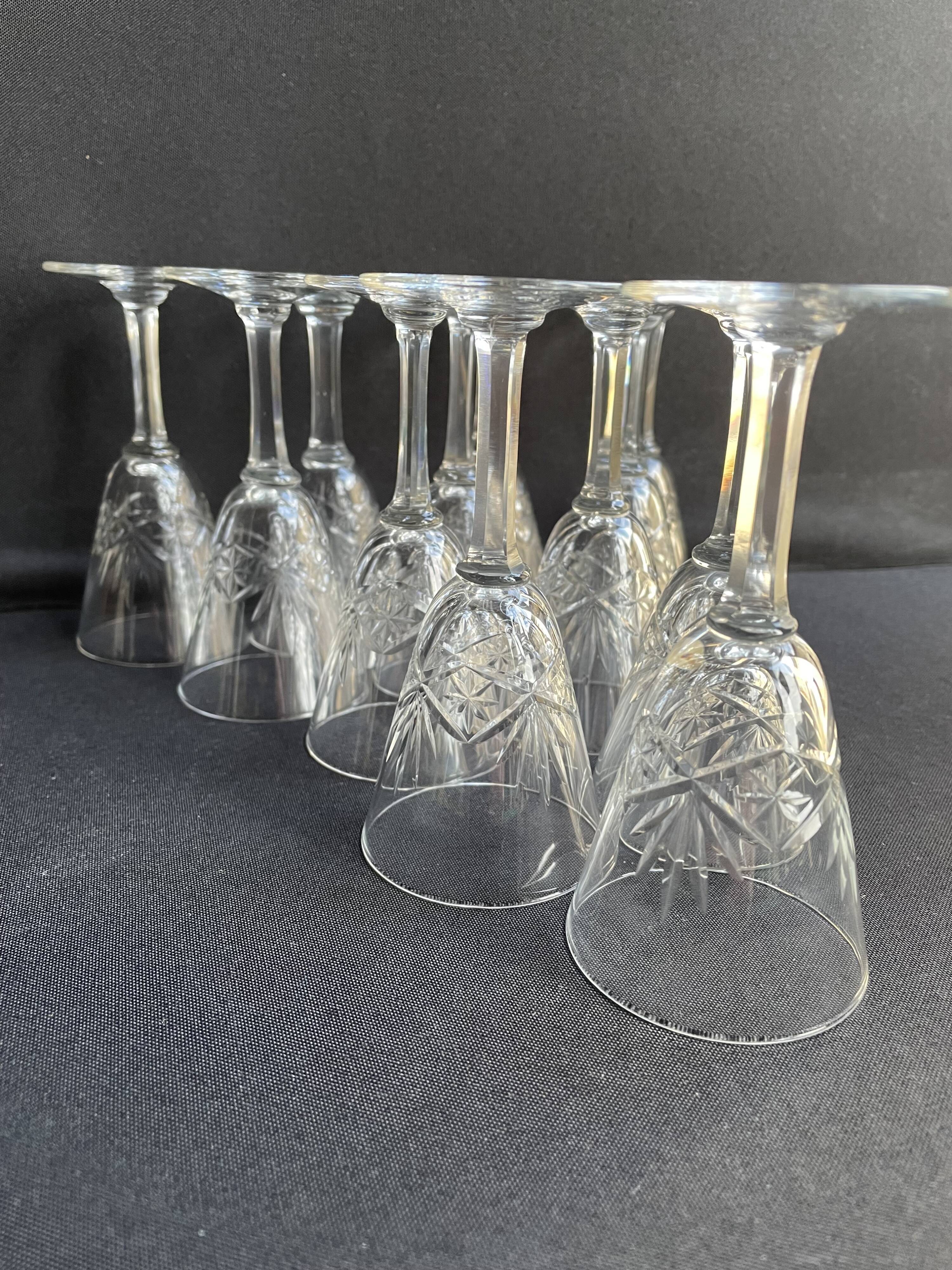 Liquor glasses (12) - art deco - cut and blown crystal
