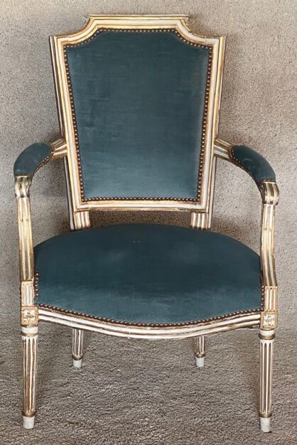 Louis XVI style convertible armchair