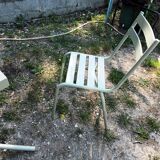 Green bistro ensemble