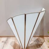 Fan-shaped wall lamp