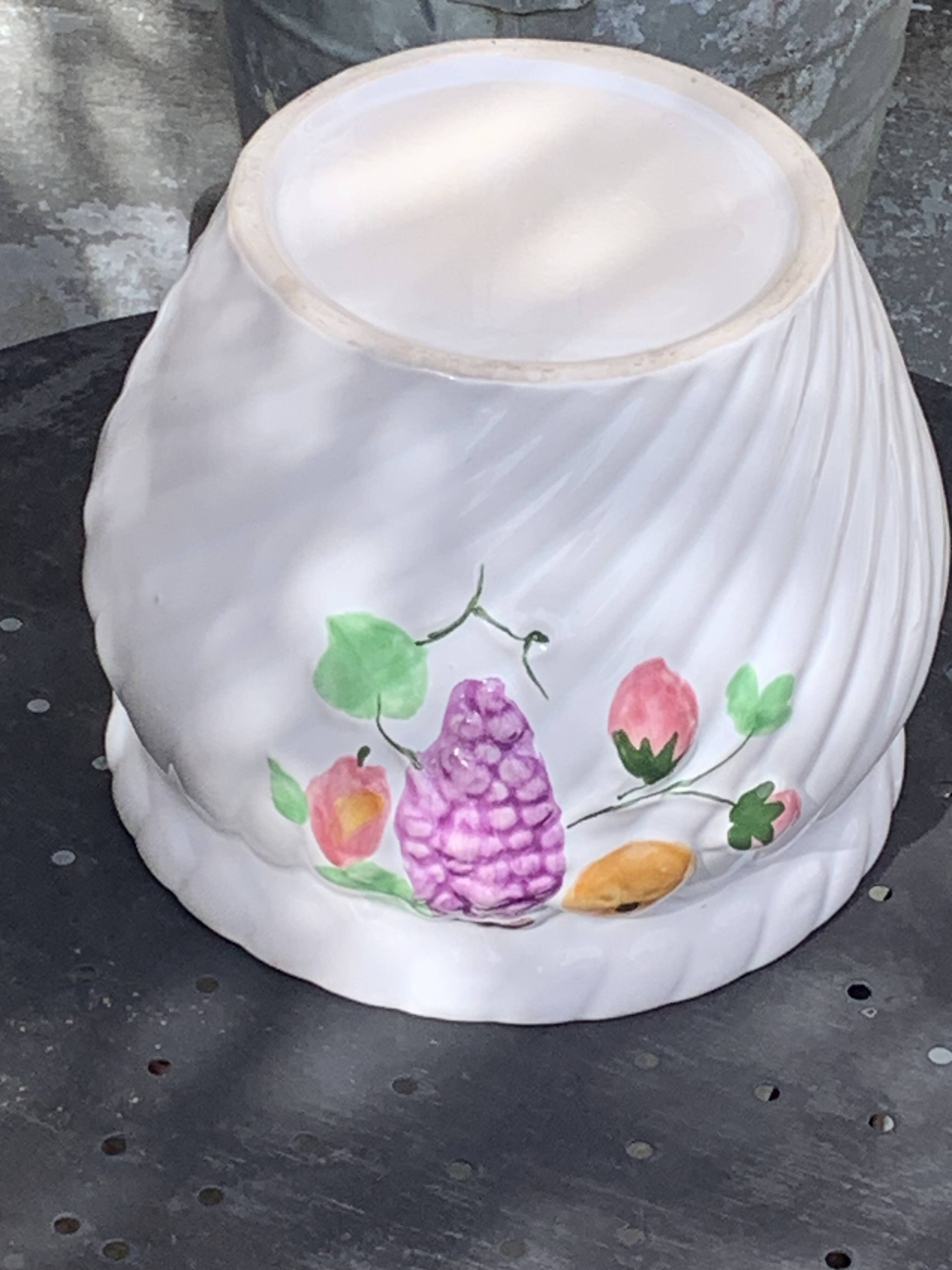 Large slip cover in white enameled ceramic, with vintage fruit decoration