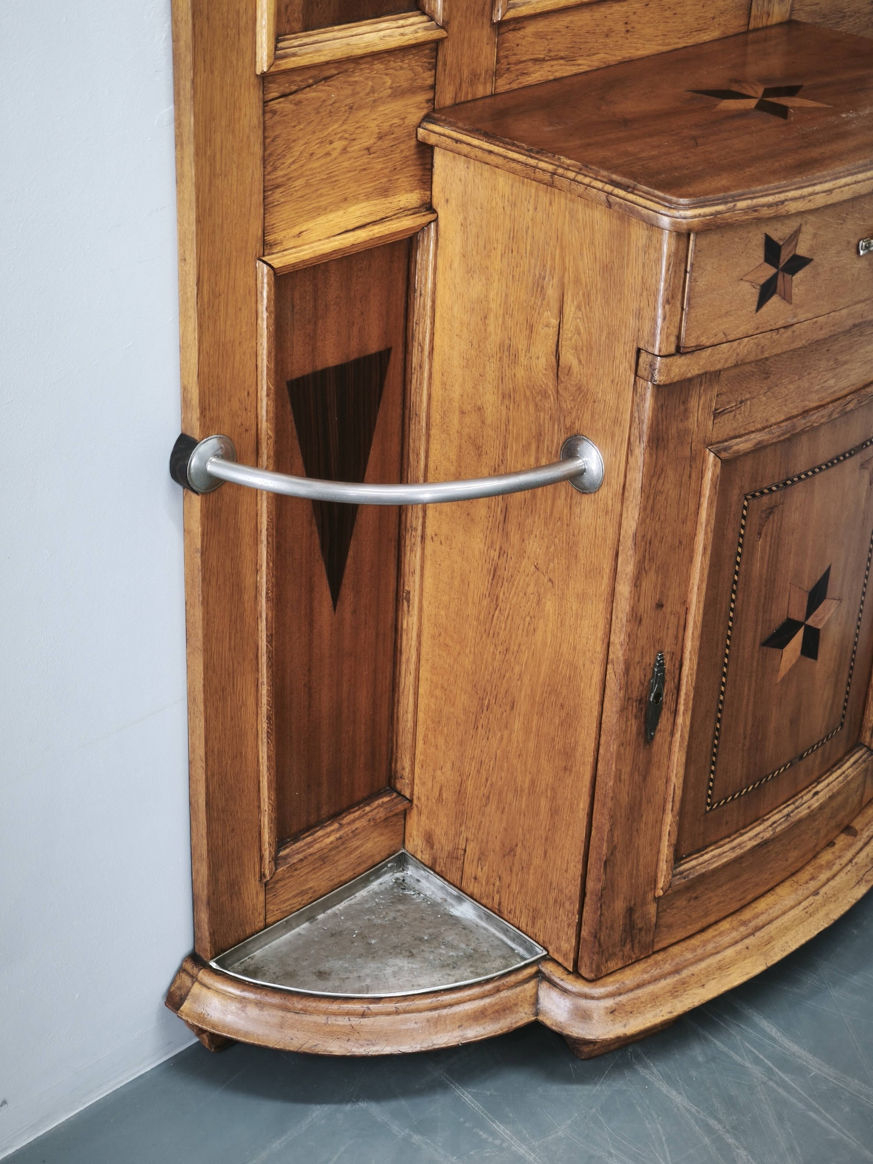 19th Century Gründerzeit Inlaid Oak Hall Tree with Mirror, circa 1890