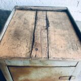 Meuble d'atelier