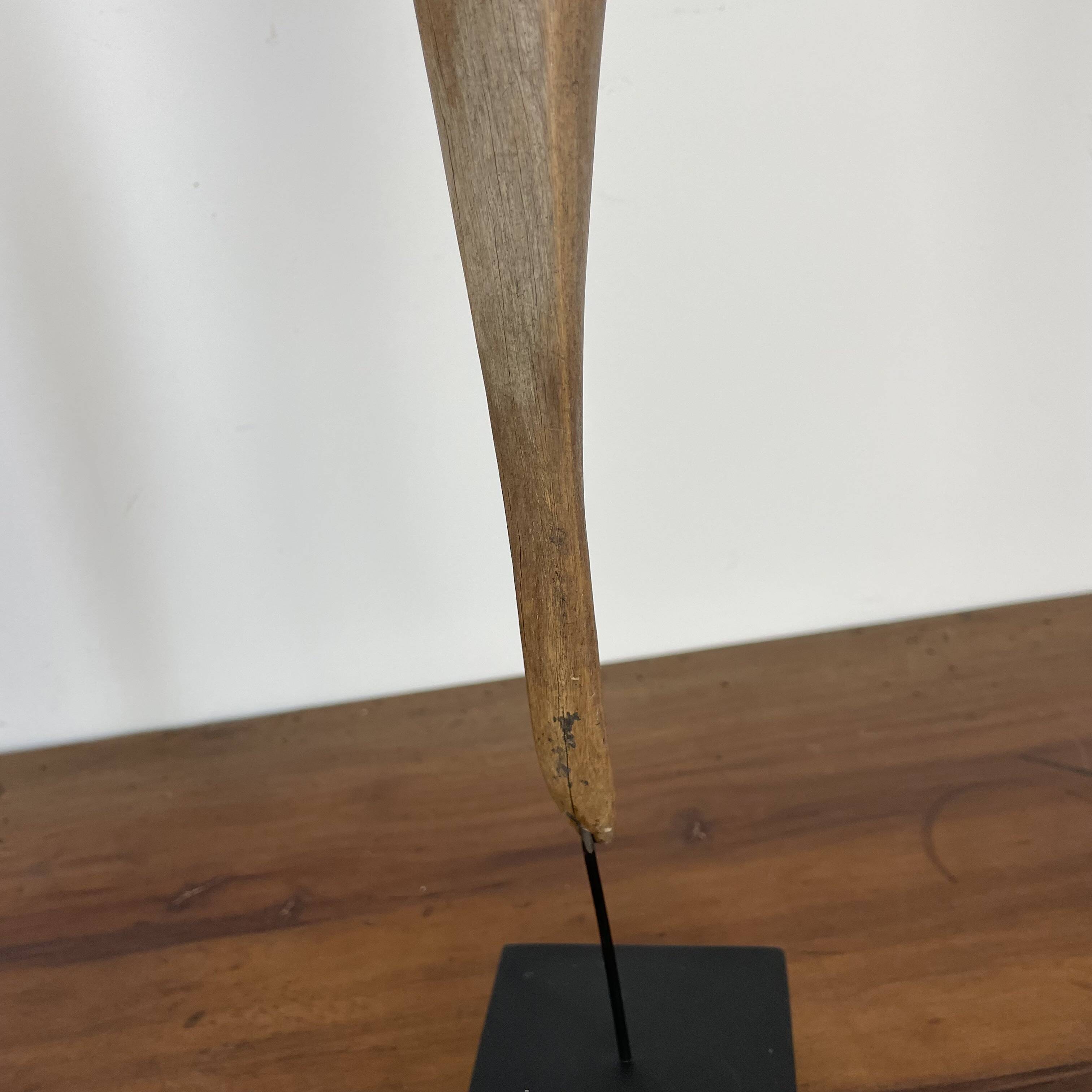 Set of 2 wooden sculptures on base