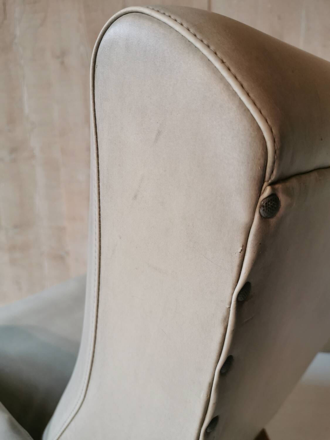 Fauteuil skai