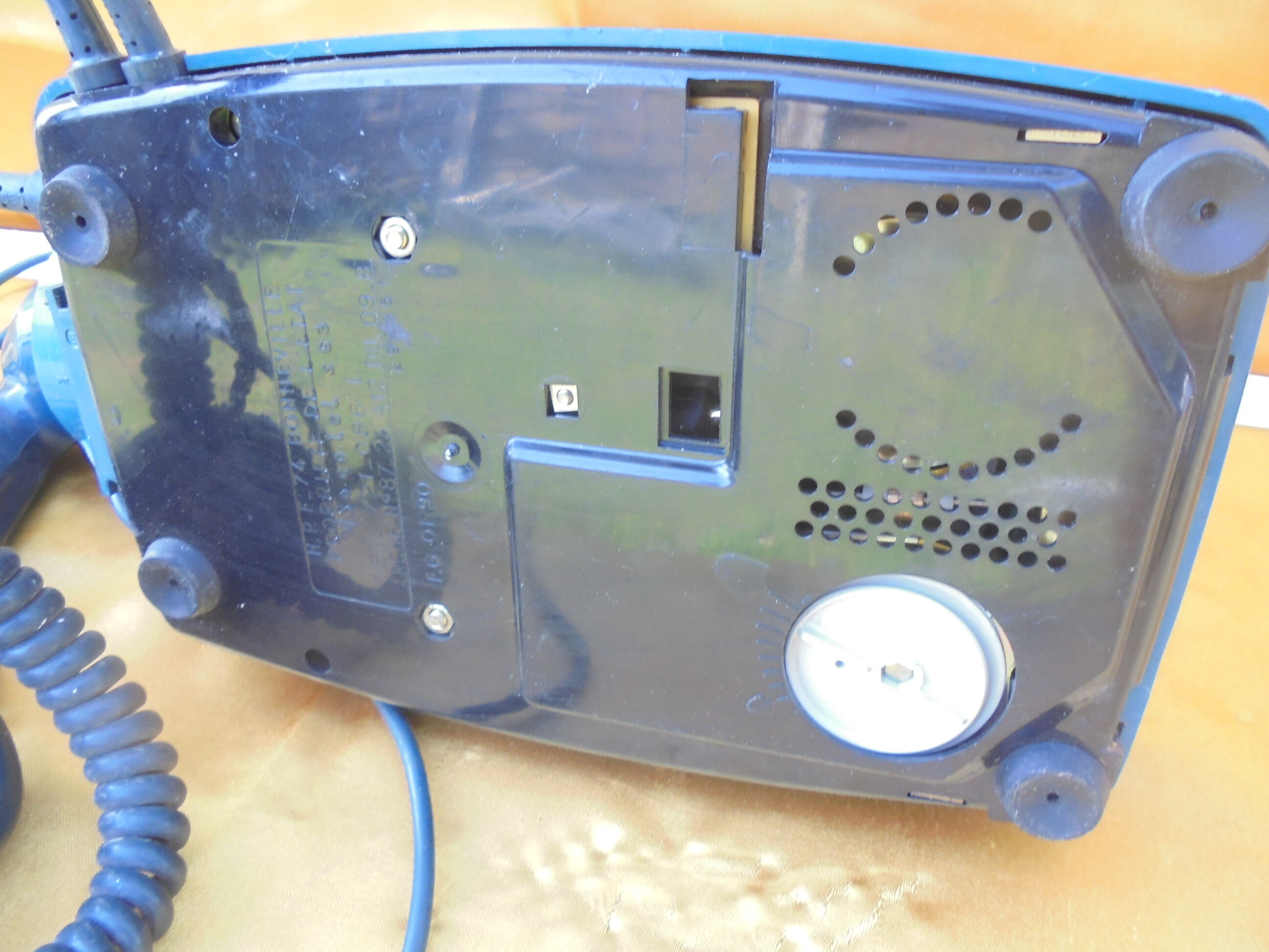 Telephone with touches bleu vintage socotel s63