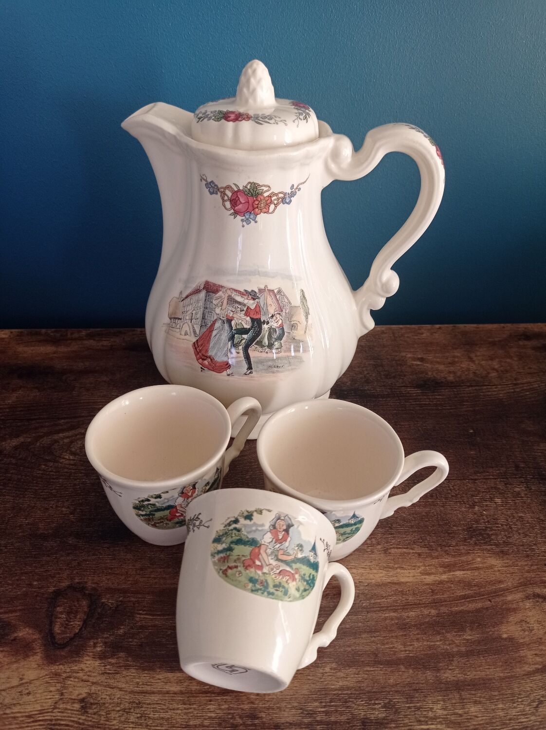 Cafetière et tasses de Sarreguemines modèle Obernai
