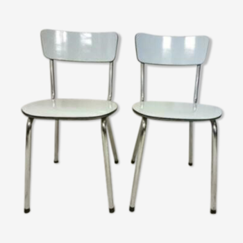 2 chaises de cuisine en formica
