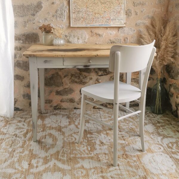 Ensemble Bureau vintage patiné et sa chaise Luterma