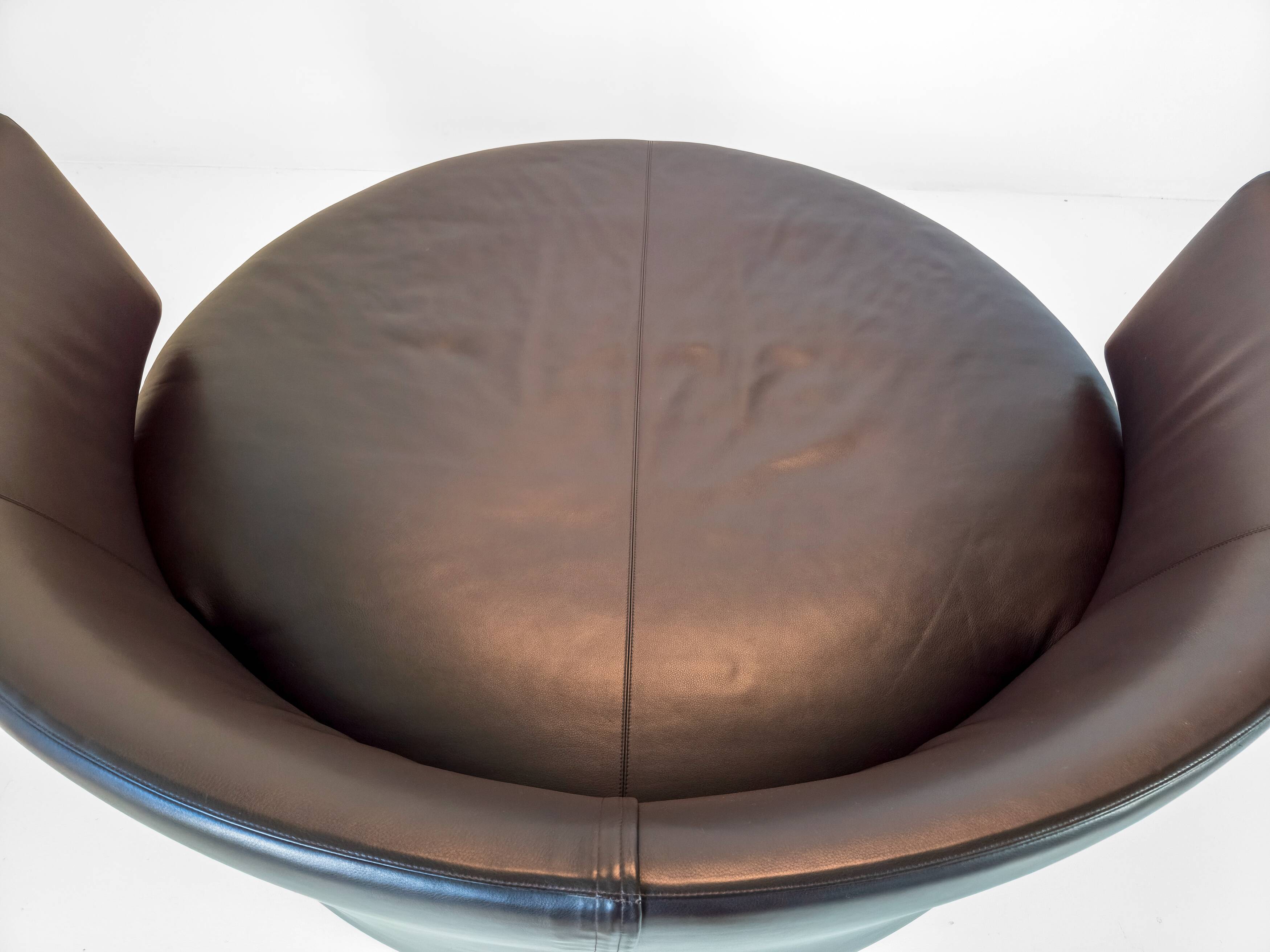 B&B Italia / Maxalto Amoenus swivel loveseat / sofa – Antonio Citterio